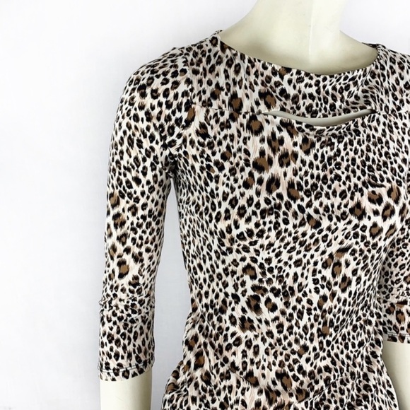 Carmen Marc Valvo leopard print blouse size XS - Picture 4 of 6